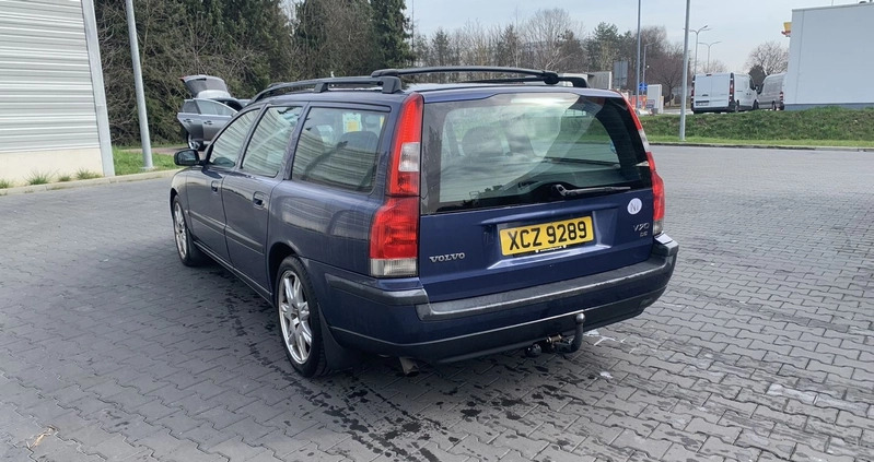 Volvo V70 cena 6700 przebieg: 277848, rok produkcji 2004 z Rybnik małe 79